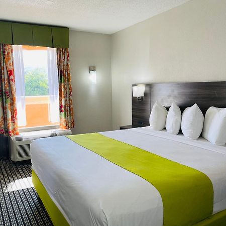 Days Inn By Wyndham Irving Grapevine Dfw Airport North Exterior photo